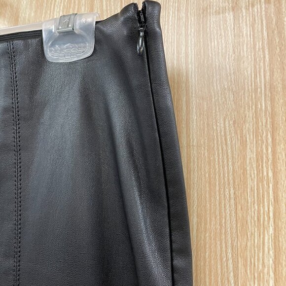 Ann Taylor Black Faux Leather Pants Size L Petite - Picture 3 of 6